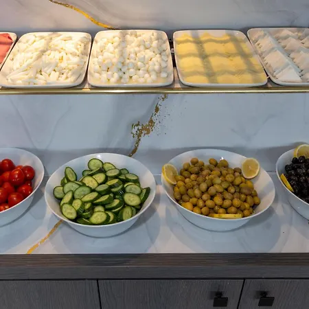 Mays 伊斯坦布尔