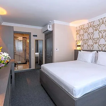 Mays Hotel
