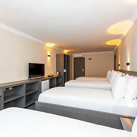 Hotel Mays